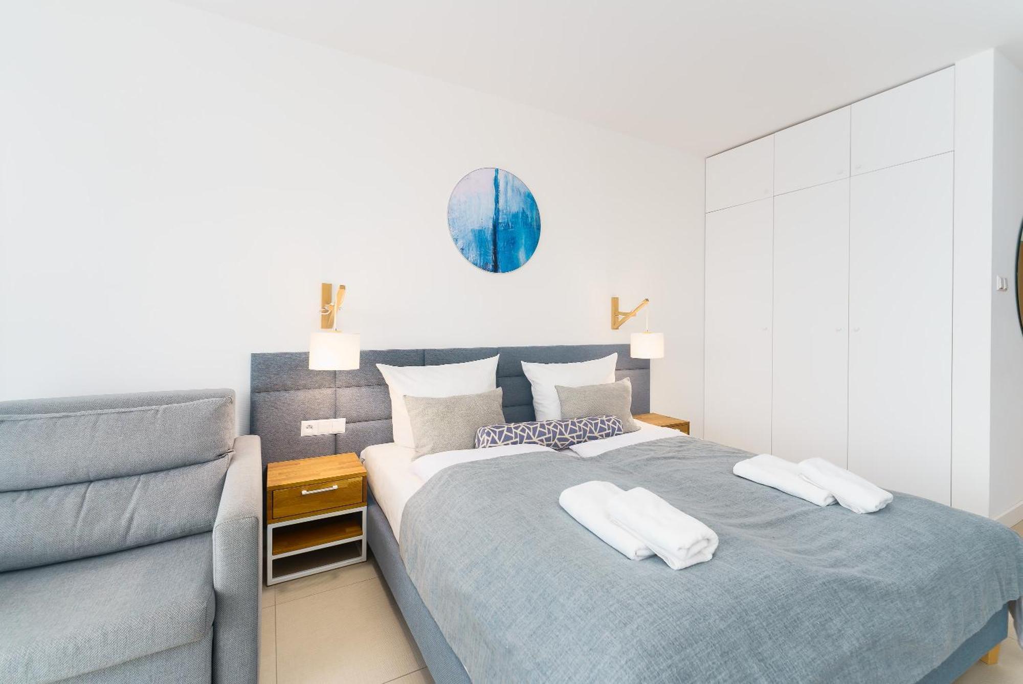 Aquamarina Prima Deluxe Studios With Sea View By Noclegi Renters Мендзиздроє Екстер'єр фото